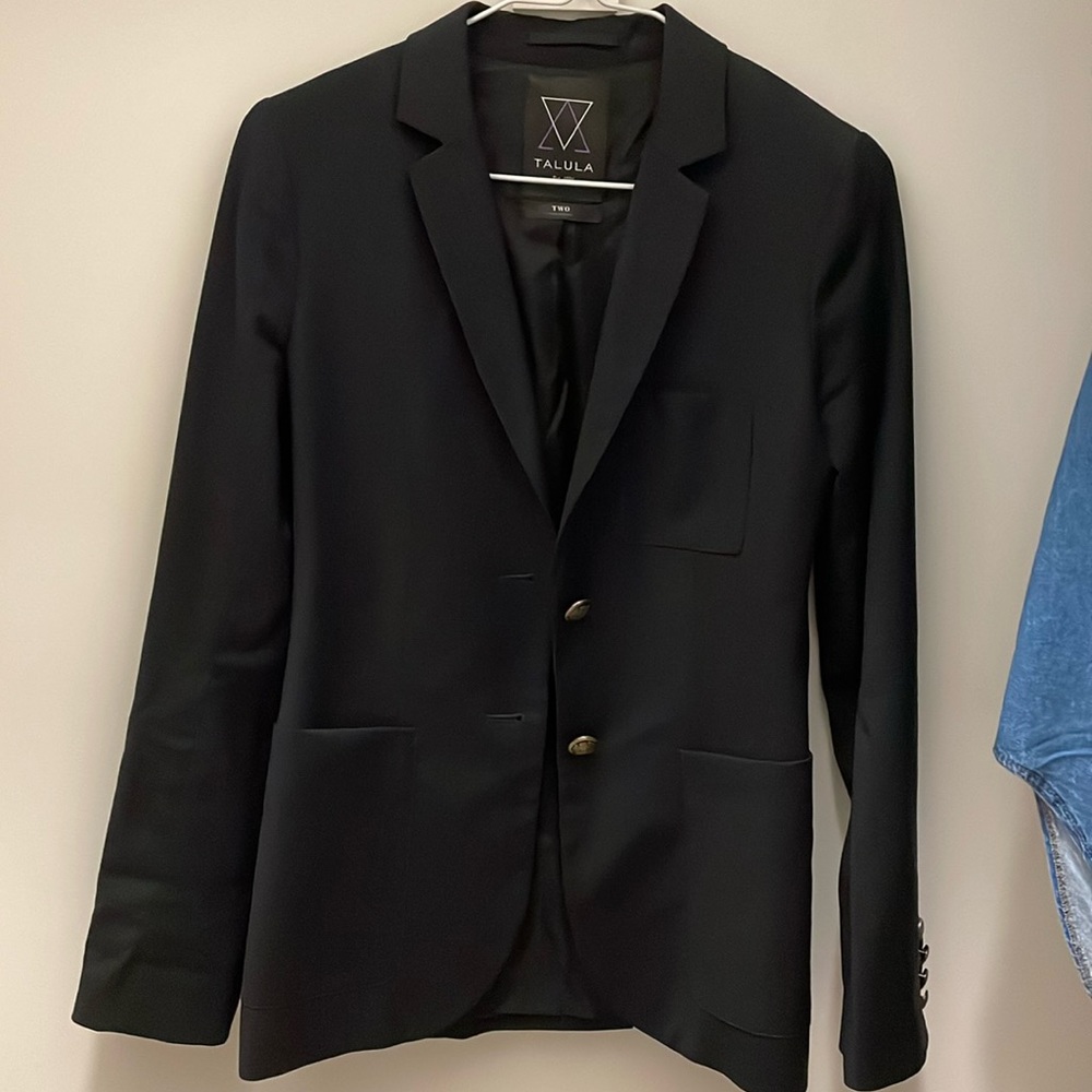 Aritzia Talula Babaton Women’s Blazer